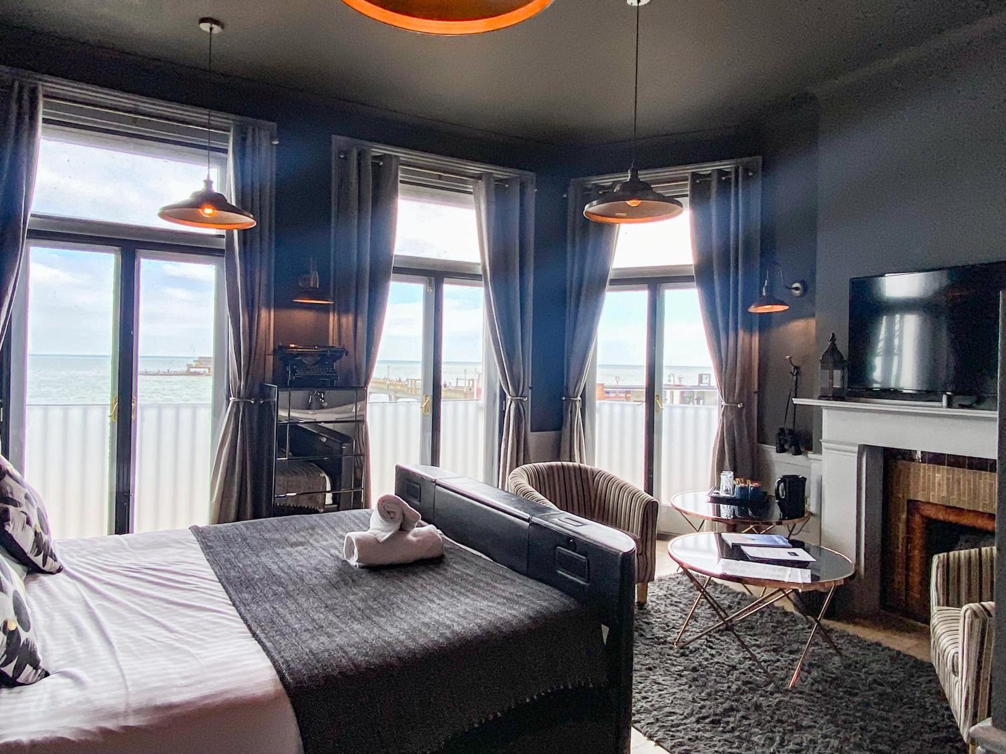 Hotel The Clarendon Deal