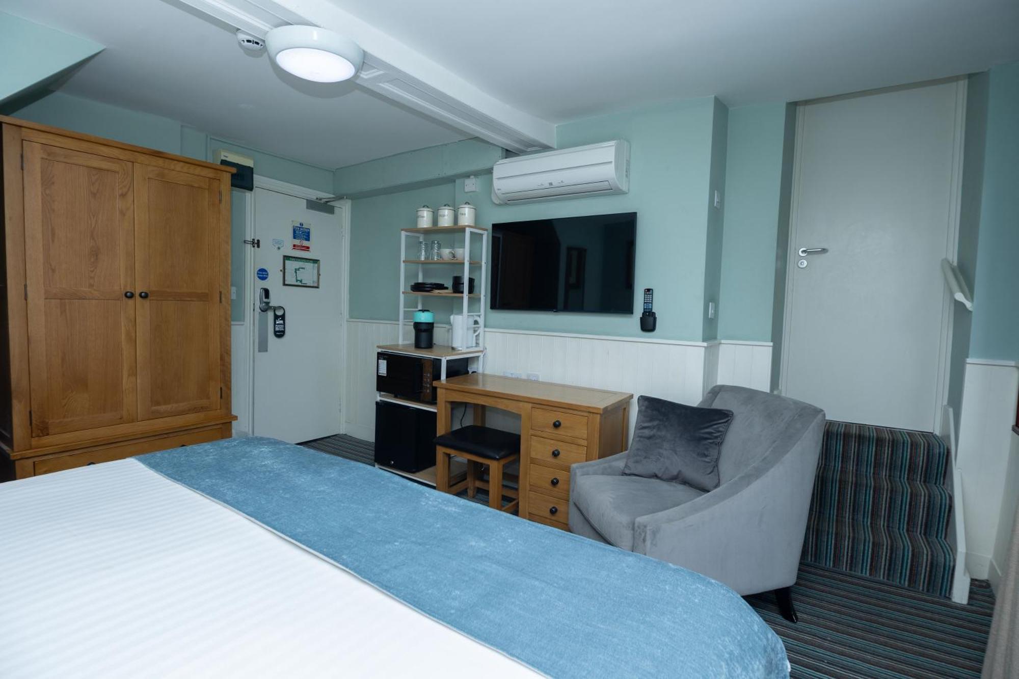 Hotel The Clarendon Deal