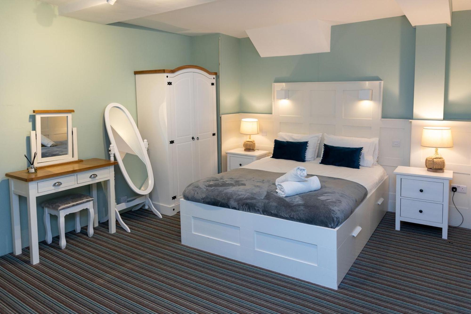 Hotel The Clarendon Deal